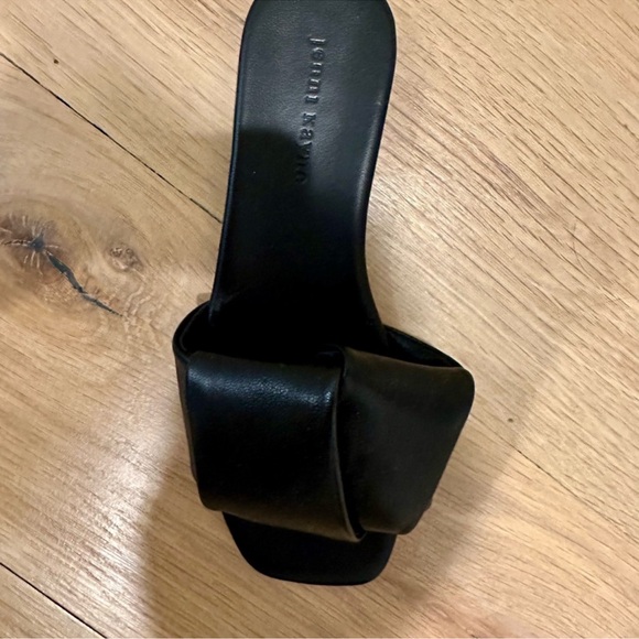 Jenni Kayne Dani Slide Black Leather Sandals Size 38. With box. Like New. - Picture 6 of 7